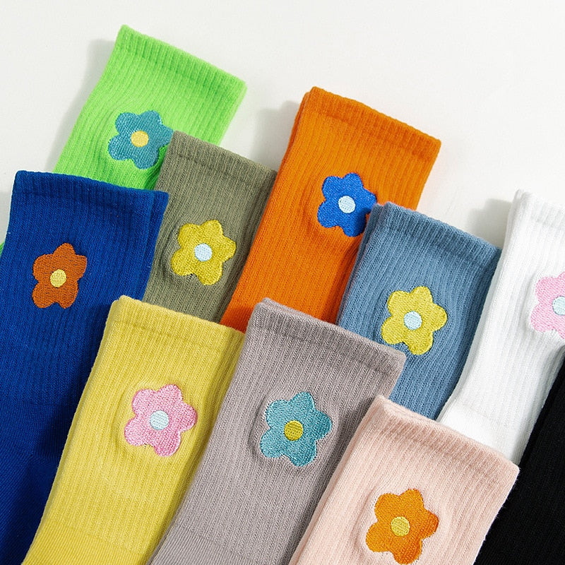 Streetwear Flower Embroider Cute Socks - 1 Pair - Little Eudora