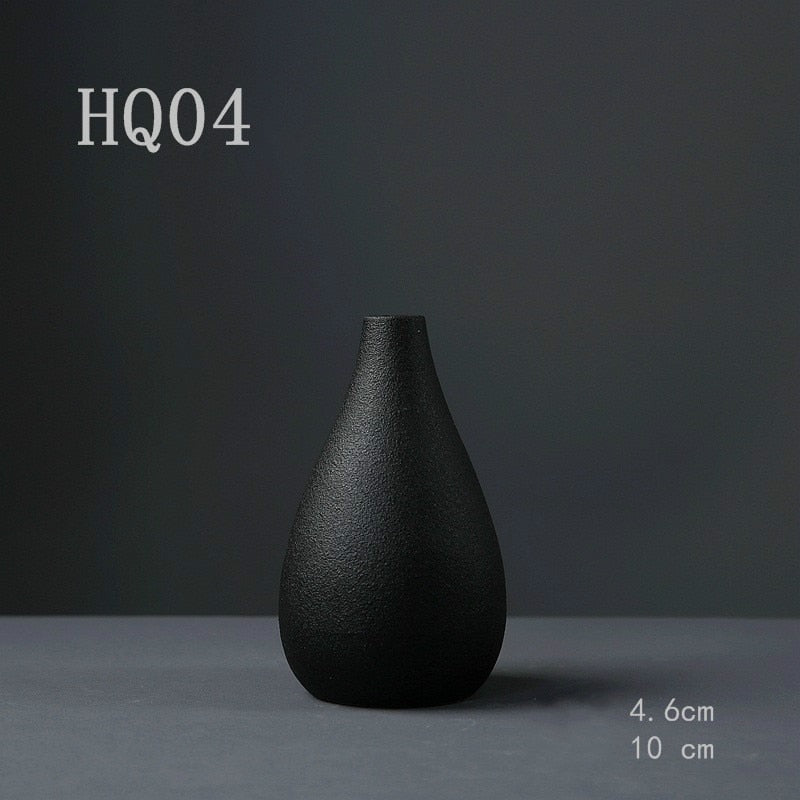 Hot Selling New Black Ceramic Flower Arrangement Small Vase Home Decoration Small Vase Tabletop Ornament Crafts