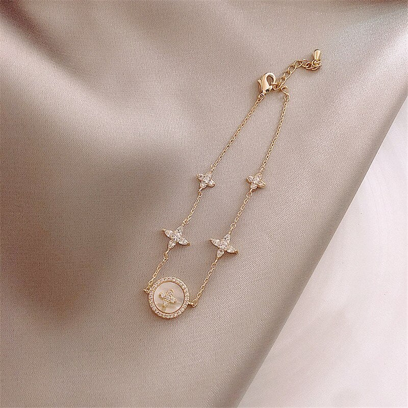 Luxury Fashion Cubic Zirconia Natural Shell Stone Charm Bracelet for Woman Exquisite Gold Chain Cuff Bracelet Girl Jewelry Gift