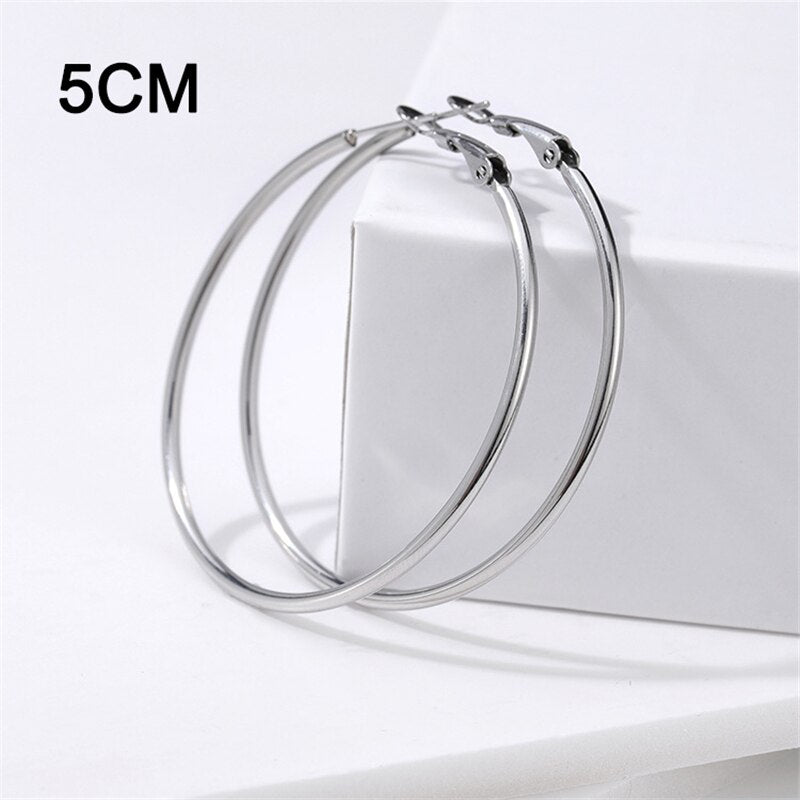 DoreenBeads Fashion Hoop Earrings For Women Based Alloy & Stainless Steel Ear Post Earrings Gold Circle Ring Gift 3cm Dia, 1Pair
