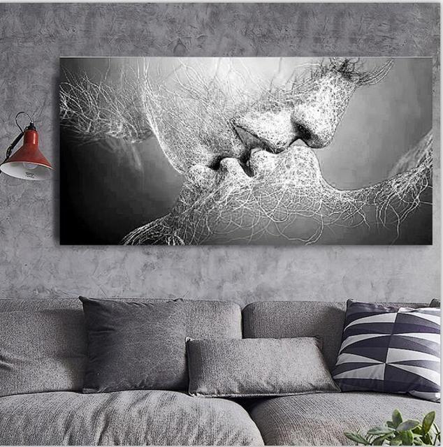 Love Kiss Canvas
